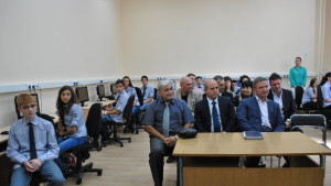 Математическата гимназия се сдоби с нов компютърен кабинет