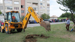 В Омуртаг изграждат две нови детски площадки
