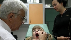 Внимание Безплатна силанизация до 9 годишна възраст