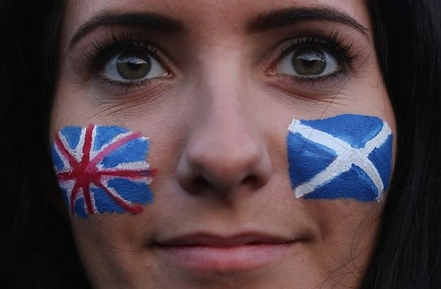 Повечето шотландци искат да останат във Великобритания, сочи допитване
