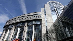 ЕП призова за спиране на планираните споразумения с Русия в