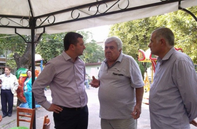 Стойнев: Скокът в цената на тока компенсира корпоративни интереси