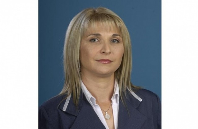 Детелина Борисова, кмет на Община Стражица: Г-н Рачев, не си приписвайте чужди успехи!