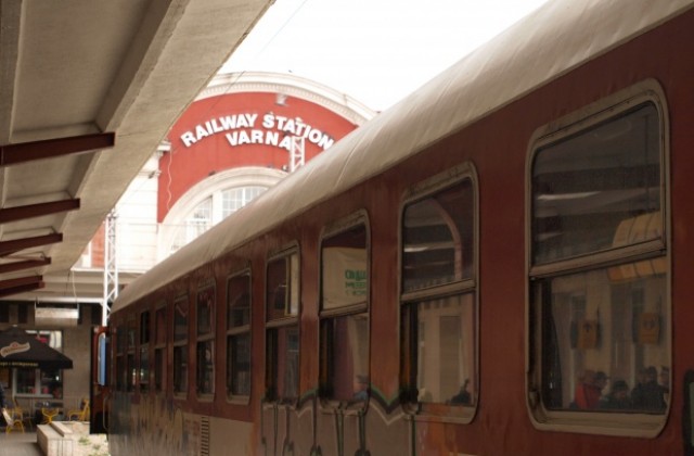 БДЖ осигурява повече места за почивните дни около 22 септември