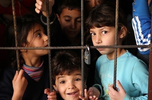 Само деца на бежанци със статут посещавали училище в Нова Загора