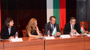 Посланикът на Унгария Искаме поактивно сътрудничество в образованието науката и