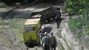 Миньори и енергетици блокираха Е79