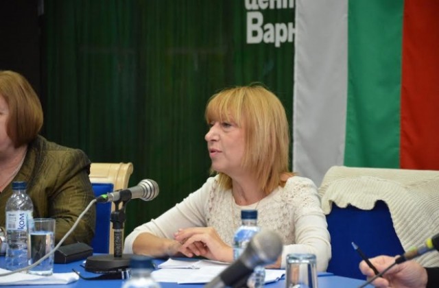 Проф. Клисарова: Готови сме с проект за нов закон за училищното образование, внасяме го в 43-то НС