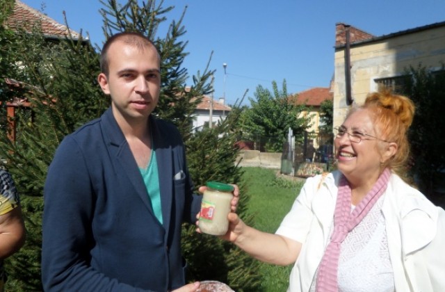 Курбан за здраве даде кандидат-депутатът Венцислав Георгиев по случай празника на Павликени