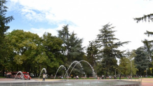 Откриха обновения парк Розариум в Казанлък