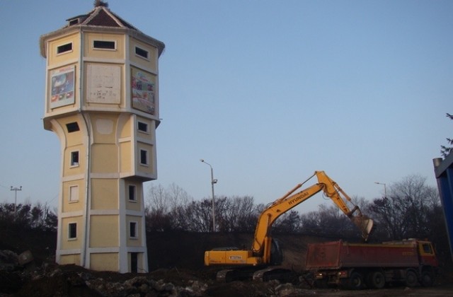 Водната кула доведе в Димитровград Водна кула арт фест