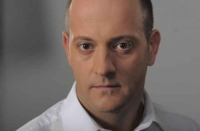 Радан Кънев: Честит празник и победа!