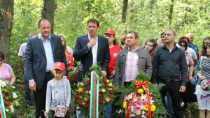 Михаил Миков бе гост на събора Под крушата на осенската