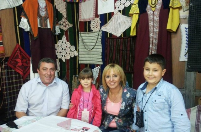 Мая Манолова се обяви против повишаване цената на тока и обеща да работи за нови работни места