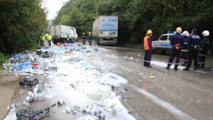 Водач на камион загина при тежка катастрофа на изхода на