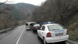 Задържаха перничанин за умишлено блъснат с кола пешеходец