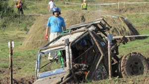 Зверино 4х4 Екстрийм 2014 събра любители на офроуда от цялата