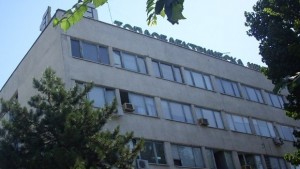 Работници от ТЕЦПлевен блокират за час пътя ПлевенРусе