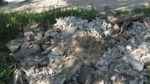 Не хвърляйте строителните боклуци