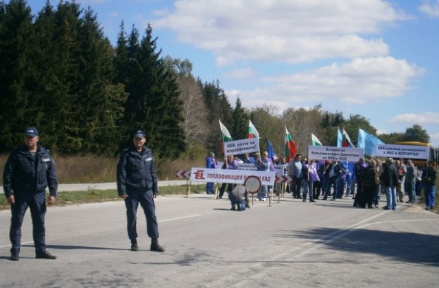 Защо блокираха за час пътя за Русе протестиращи от „Топлофикация