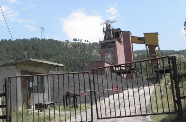 Блокади на миньори и енергетици в страната в знак на протест