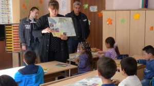 От Кубрат започнаха срещите на полицаите с първолаците