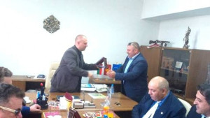 Кметът на Червен бряг се срещна с Велики Приори от