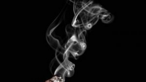 Незагасена цигара подпали апартамент във Възраждане