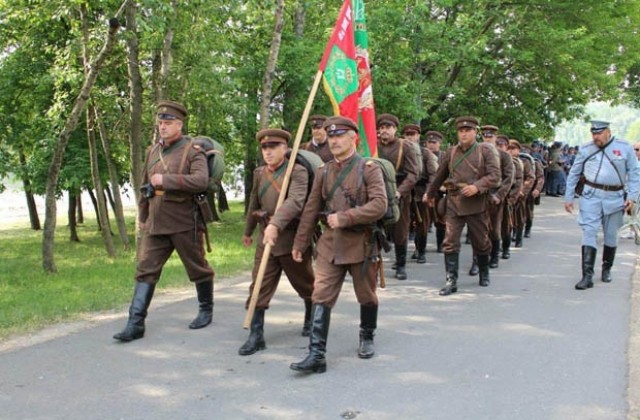 Турнир по стрелба с историческо оръжие организират в Добрич