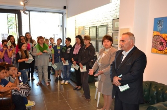 Представяне на книгата „История и традиции“