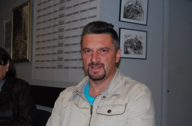 Най-новият член на ГЕРБ Атанас Парушев: Политиците трябва да се научат да говорят истината