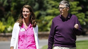 Бил Гейтс е на върха сред US богаташите вече повече