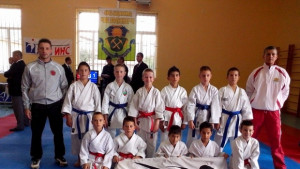 Каратеките на Дарис в Топ 3 на купа Челопеч