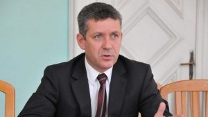 Областният управител показа уважение към възрастните