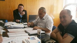 Вербуват секционни комисии за вота