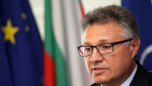 Министър Шаламанов отива в Смолян