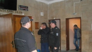 Руслан Любомиров Светослав Боянов и Йордан Кирилов с постоянна мярка