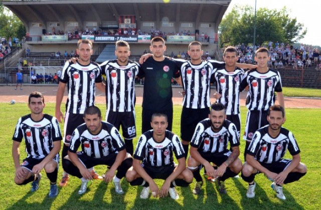 Гол в добавеното време донесе три точки на Локомотив в Добрич