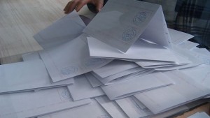 Първи сигнали за купуване на гласове