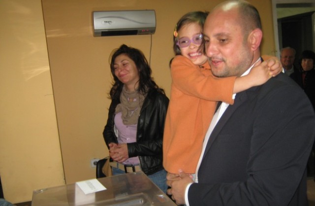 Д-р Иван Ибришимов  гласува за стабилно и социално правителство