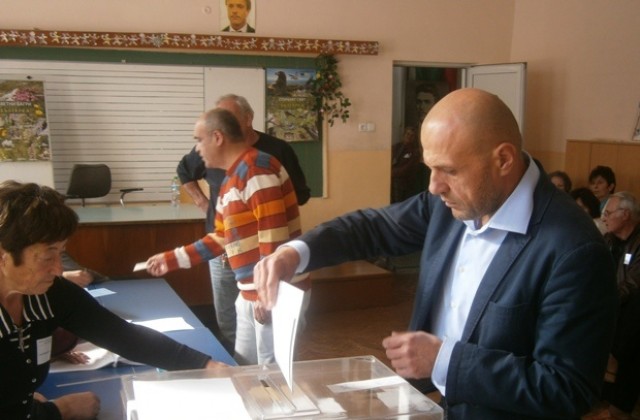 Томислав Дончев: Гласувах за държава, която да произвежда бъдеще