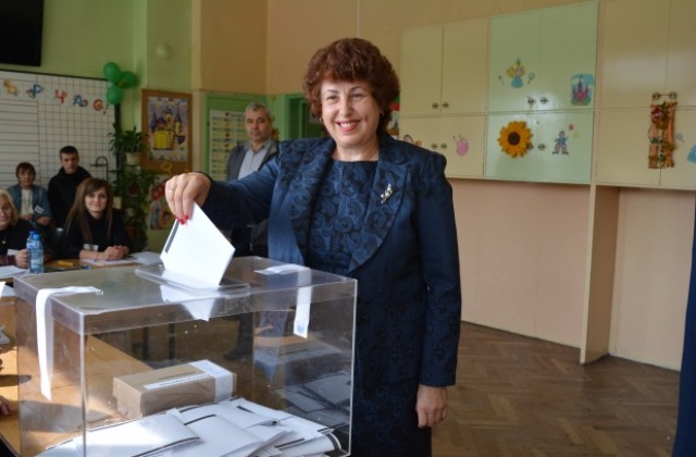 Мариана Бояджиева гласува за управление с отговорност към хората