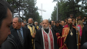 Осветиха параклиса при Кръста