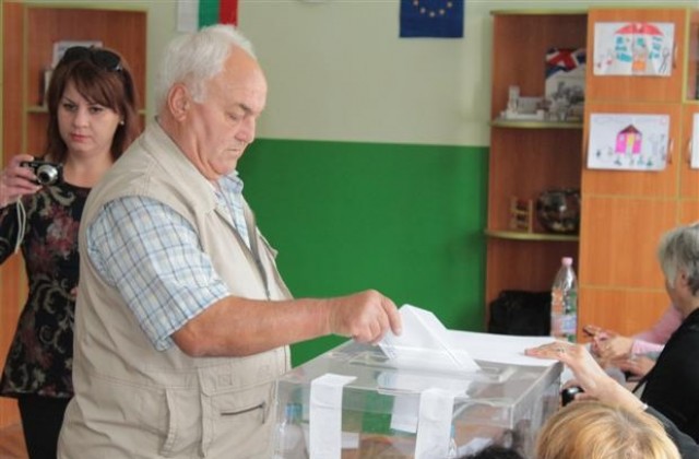 43.45% е избирателната активност към 17:00 часа в Търговищка област