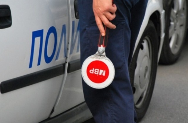 Пътните полицаи с акция Безопасност в автомобила и на велосипеда