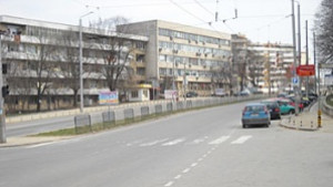 Блъснаха пешеходец докато пресича на червено