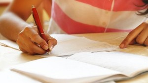 Майка на дете с аутизъм търси отговор от институциите насилвана