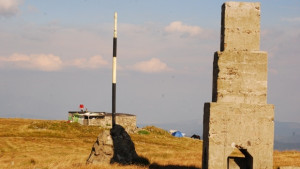 Издирват мъж и жена изчезнали в Осоговската планина