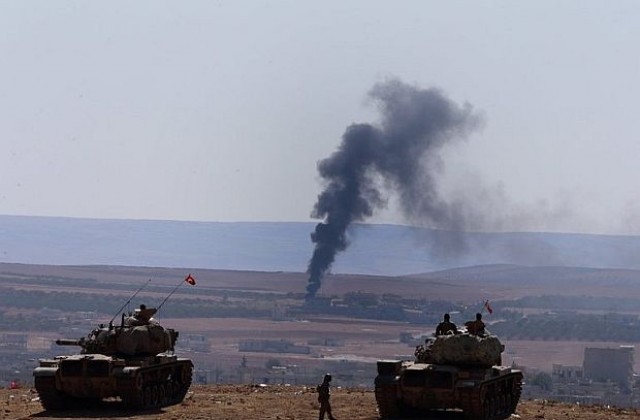 Защо САЩ помагат на кюрдите в Ирак, но оставиха ИД да ги избива в Сирия