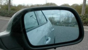 22годишен разиграва полицията повдигат му обвинение